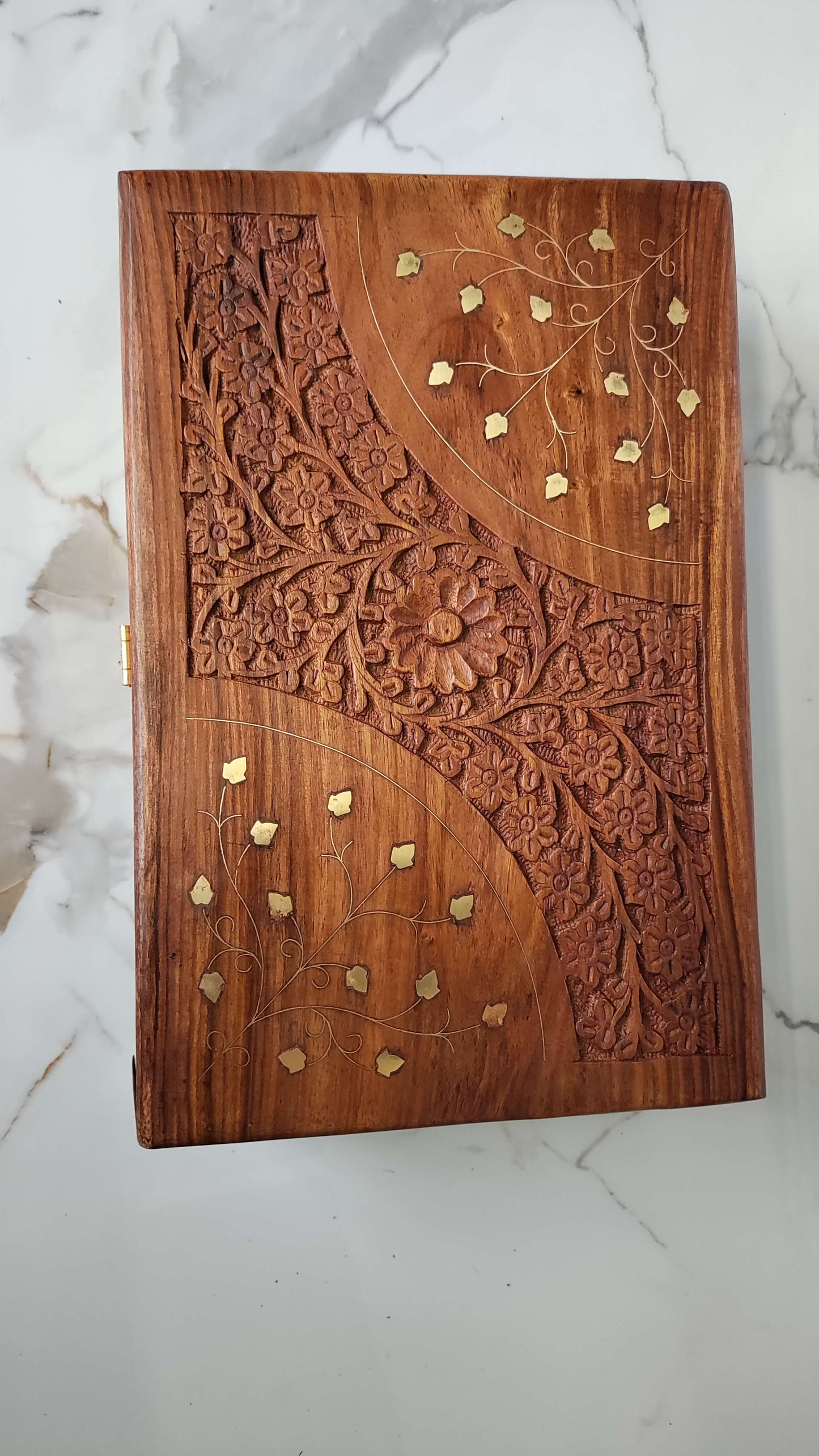 Set of two grooved wooden trays showing both square and rectangular size options.