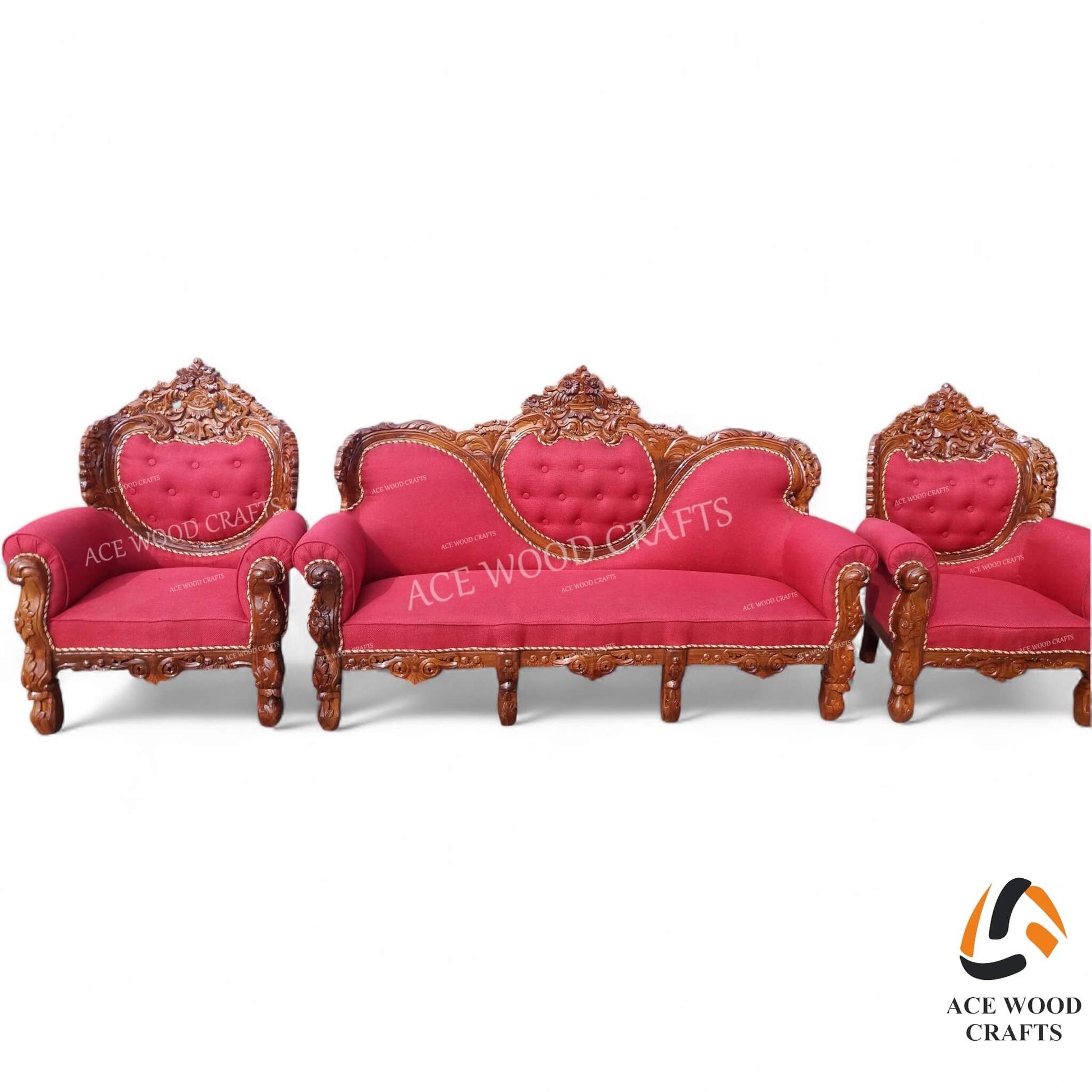 Front view of the 3-seater teak wood sofa with heart shaped backrest and red fabric.